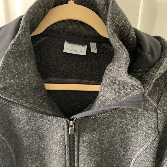 Athleta Small Zip Up Sweater‎ Jacket - Picture 2 of 4